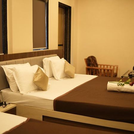 Hotel Sitara Inn Ратнаґірі Екстер'єр фото