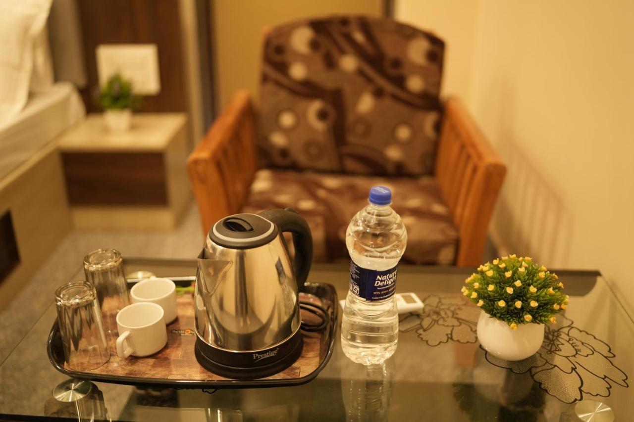 Hotel Sitara Inn Ратнаґірі Екстер'єр фото