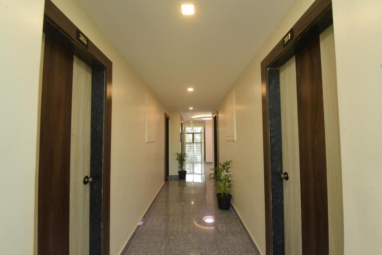 Hotel Sitara Inn Ратнаґірі Екстер'єр фото